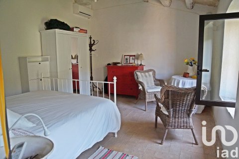 Hus till salu i Torroella de Montgri, Girona, Spanien 12 sovrum, 2062 kvm. Nr. 153363 - foto 12