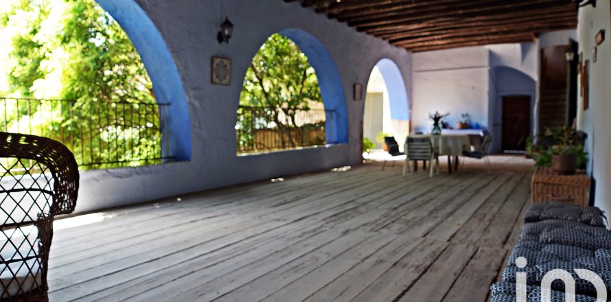 Hus i Torroella de Montgri, Girona, Spanien 12 sovrum, 2062 kvm. Nr. 153363