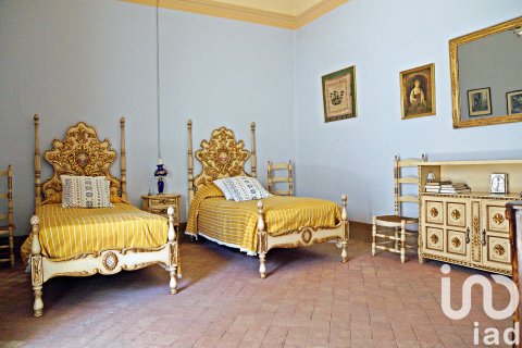 Hus till salu i Torroella de Montgri, Girona, Spanien 12 sovrum, 2062 kvm. Nr. 153363 - foto 14