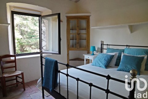 Hus till salu i Torroella de Montgri, Girona, Spanien 12 sovrum, 2062 kvm. Nr. 153363 - foto 11