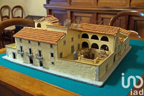 Hus till salu i Torroella de Montgri, Girona, Spanien 12 sovrum, 2062 kvm. Nr. 153363 - foto 9