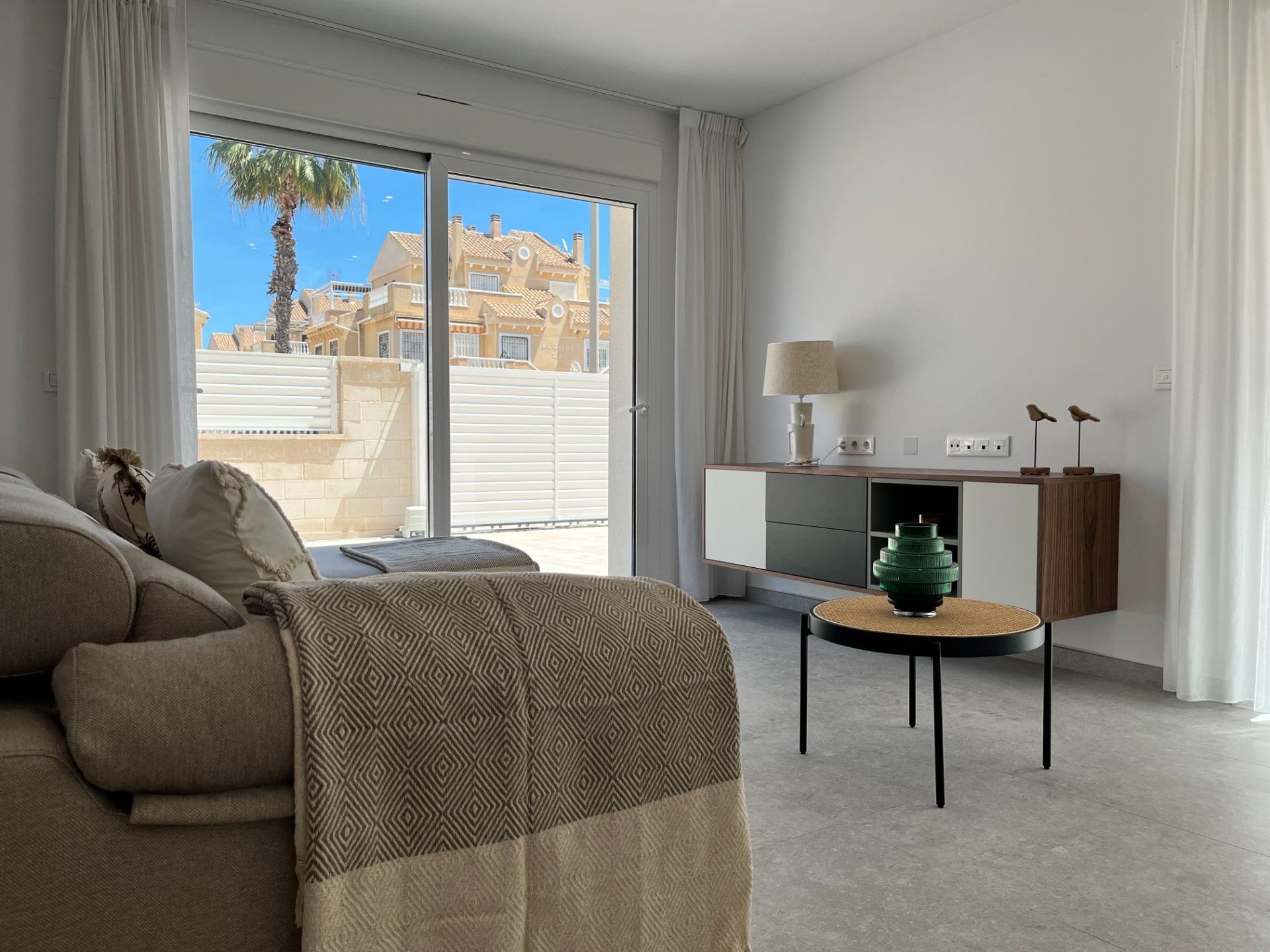 Dzīvoklis Torrevieja, Alicante, Spānijā 3 istabas, 110 m2 Nr. 139465