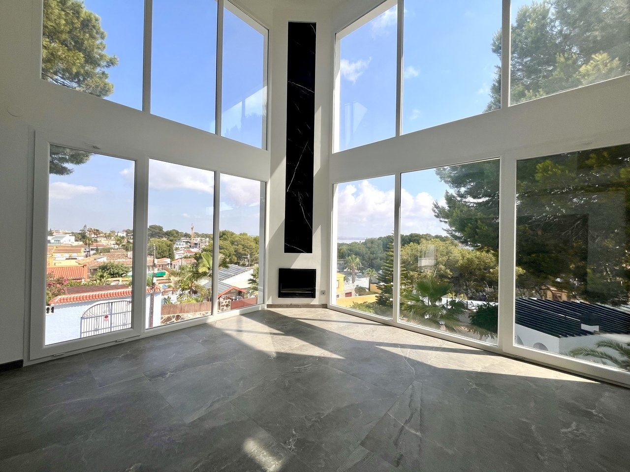 Villa en Los Balcones, Alicante, España 6 dormitorios, 218 m2 No. 139464