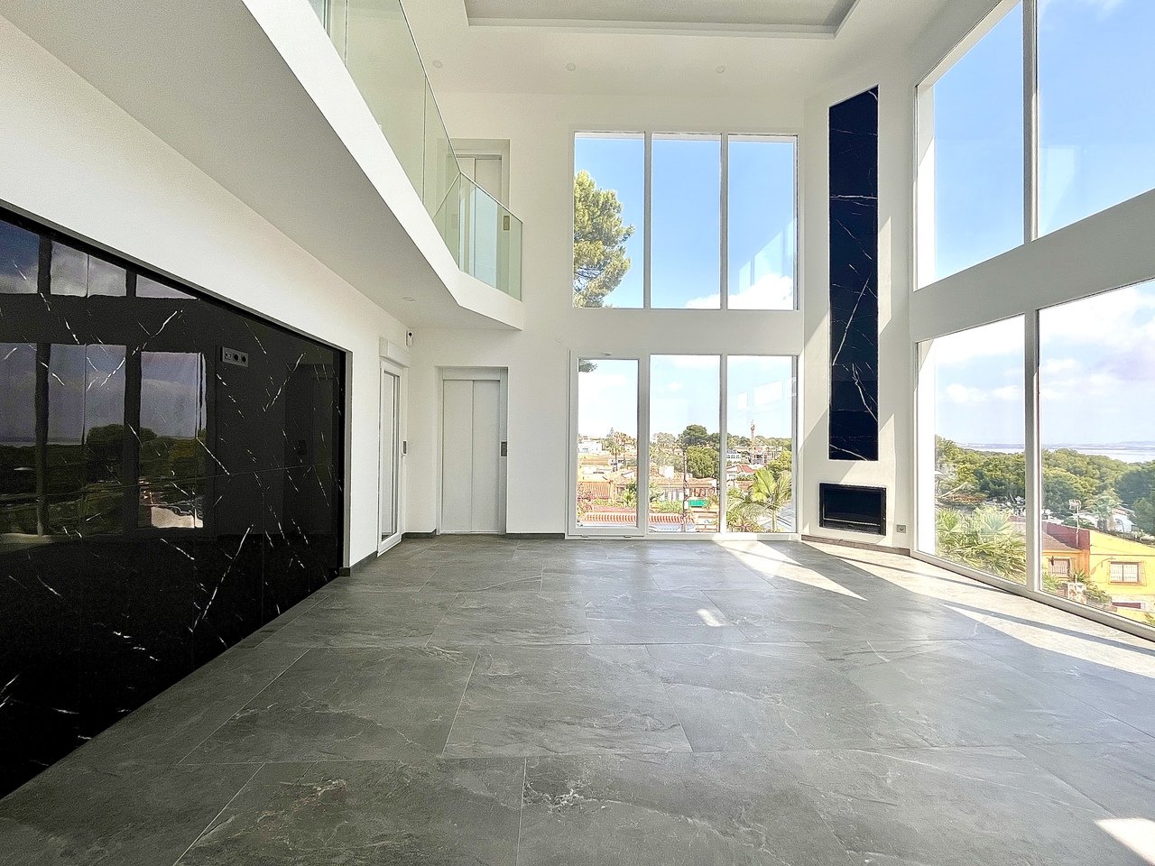 Villa en Los Balcones, Alicante, España 6 dormitorios, 218 m2 No. 139464