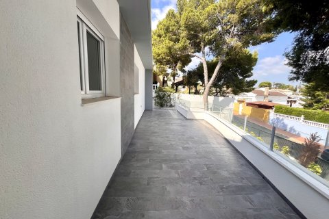 Villa till salu Torrevieja, Alicante, Spanien 6 sovrum, 218 kvm. Nr. 139464 - foto 25