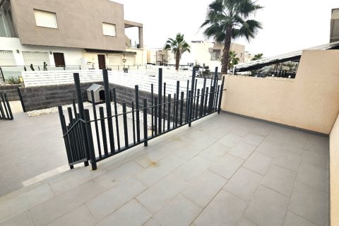 Townhouse zum Verkauf in Torrevieja, Alicante, Spanien 2 Schlafzimmer, 115 m2 Nr. 146084 - Foto 18