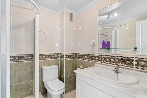 Lägenhet till salu i Dehesa De Campoamor, Alicante, Spanien 2 sovrum, 100 kvm. Nr. 146081 - foto 21