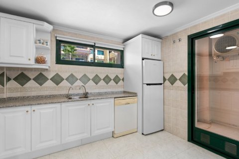 Lägenhet till salu i Dehesa De Campoamor, Alicante, Spanien 2 sovrum, 100 kvm. Nr. 146081 - foto 18