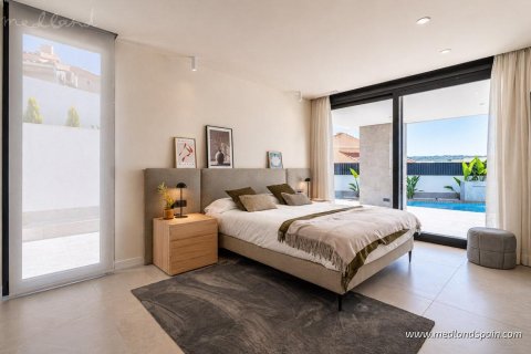 Villa for sale in Rojales, Alicante, Spain 4 bedrooms, 203 sq.m. No. 168623 - photo 6
