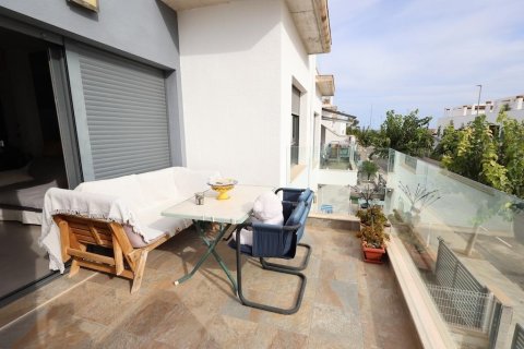 Bungalow for sale in Pilar de la Horadada, Alicante, Spain 2 bedrooms, 70 sq.m. No. 165739 - photo 10