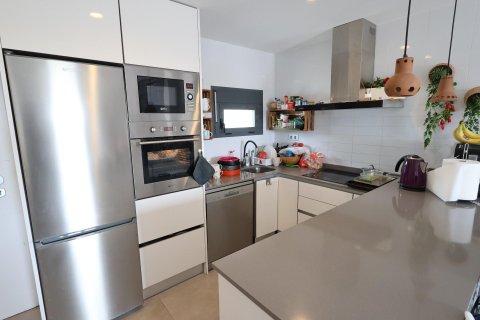 Bungalow for sale in Pilar de la Horadada, Alicante, Spain 2 bedrooms, 70 sq.m. No. 165739 - photo 3