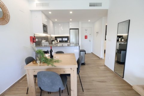 Apartment for sale in Alicante, Spain 2 bedrooms, 60 sq.m. No. 165738 - photo 6