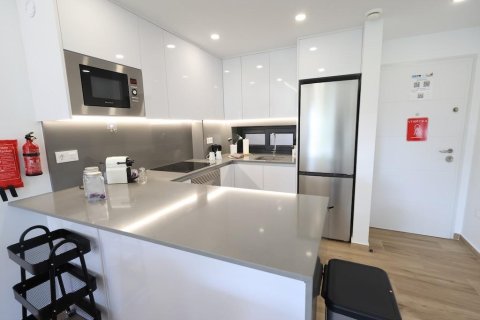 Apartment for sale in Alicante, Spain 2 bedrooms, 60 sq.m. No. 165738 - photo 7