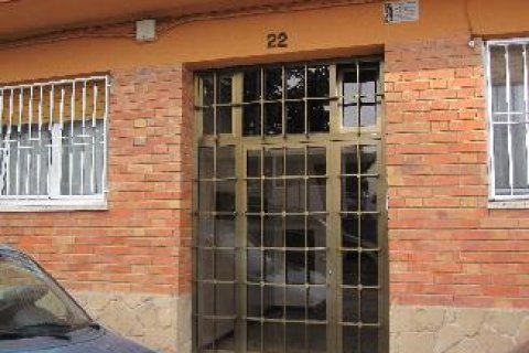 Wohnung zum Verkauf in Rubi, Barcelona, Spanien 3 Schlafzimmer, 79 m2 Nr. 191158 - Foto 4