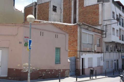 Wohnung in Montcada i Reixac, Barcelona, Spanien 3 Schlafzimmer, 72 m2 Nr. 191160