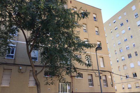 Wohnung zum Verkauf in Sabadell, Barcelona, Spanien 3 Schlafzimmer, 88 m2 Nr. 191156 - Foto 4
