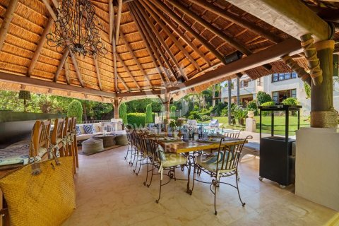 Willa w Marbella, Malaga, Hiszpania 6 sypialni, 712 mkw. nr 157664 – zdjęcie 26