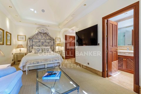 Willa w Marbella, Malaga, Hiszpania 6 sypialni, 712 mkw. nr 157664 – zdjęcie 17