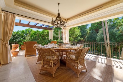 Willa w Marbella, Malaga, Hiszpania 6 sypialni, 712 mkw. nr 157664 – zdjęcie 24