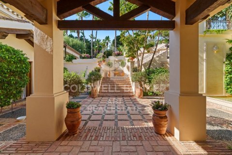Willa w Marbella, Malaga, Hiszpania 6 sypialni, 712 mkw. nr 157664 – zdjęcie 25