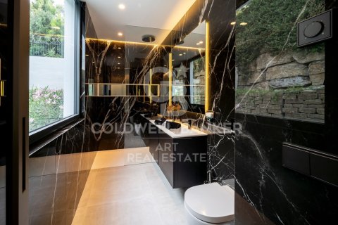 Villa for sale in Benahavis, Malaga, Spain 6 bedrooms, 1182 sq.m. No. 157668 - photo 16