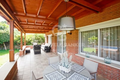 Сasa en venta en Gavà, Barcelona, España 6 dormitorios, 494 m2 No. 157665 - foto 2