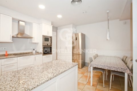 Casa in vendita a Gava, Barcelona, Spagna 6 camere da letto, 494 mq. N° 157665 - foto 6