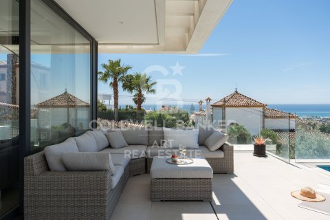 Villa for sale in Estepona, Malaga, Spain 5 bedrooms, 508 sq.m. No. 157663 - photo 6
