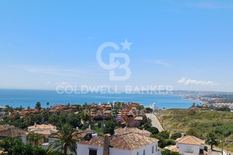 Villa for sale in Estepona, Malaga, Spain 5 bedrooms, 508 sq.m. No. 157663 - photo 19