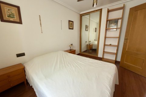 Lägenhet till salu i Torrevieja, Alicante, Spanien 2 sovrum, 65 kvm. Nr. 190457 - foto 7