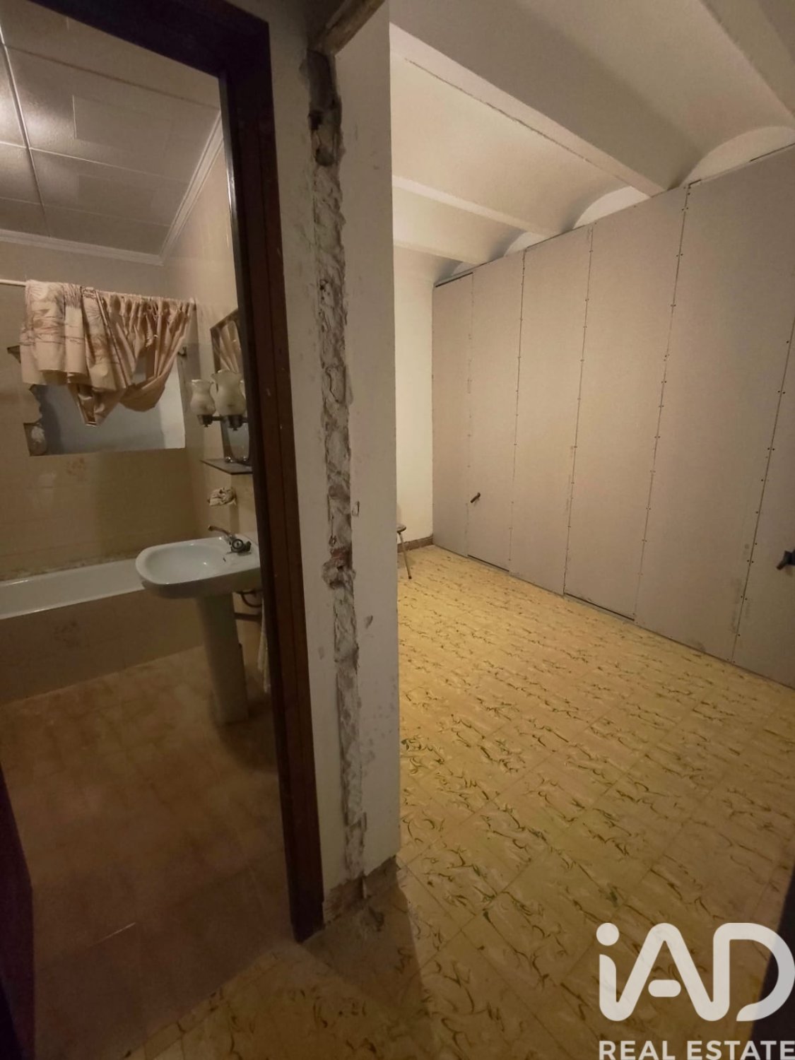 Townhouse in Calig, Castellon, Spain 4 bedrooms, 145 sq.m. No. 185231