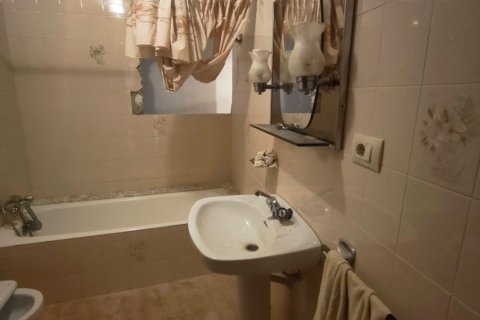Townhouse for sale in Calig, Castellon, Spain 4 bedrooms, 145 sq.m. No. 185231 - photo 18