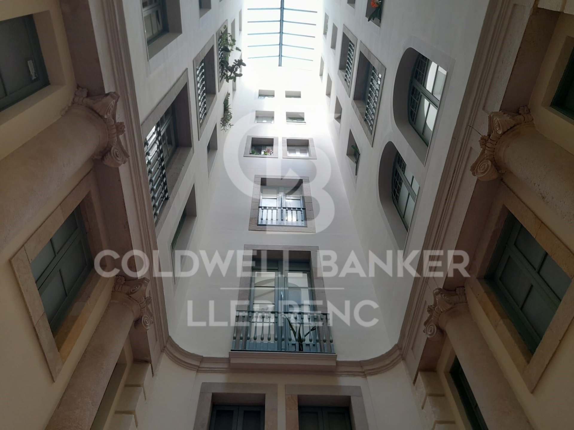 Penthäuser in Barcelona, Spanien 5 Schlafzimmer, 150 m2 Nr. 179044