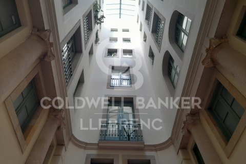Penthouse à vendre à Barcelona, Espagne, 5 chambres, 150 m2 No. 179044 - photo 4
