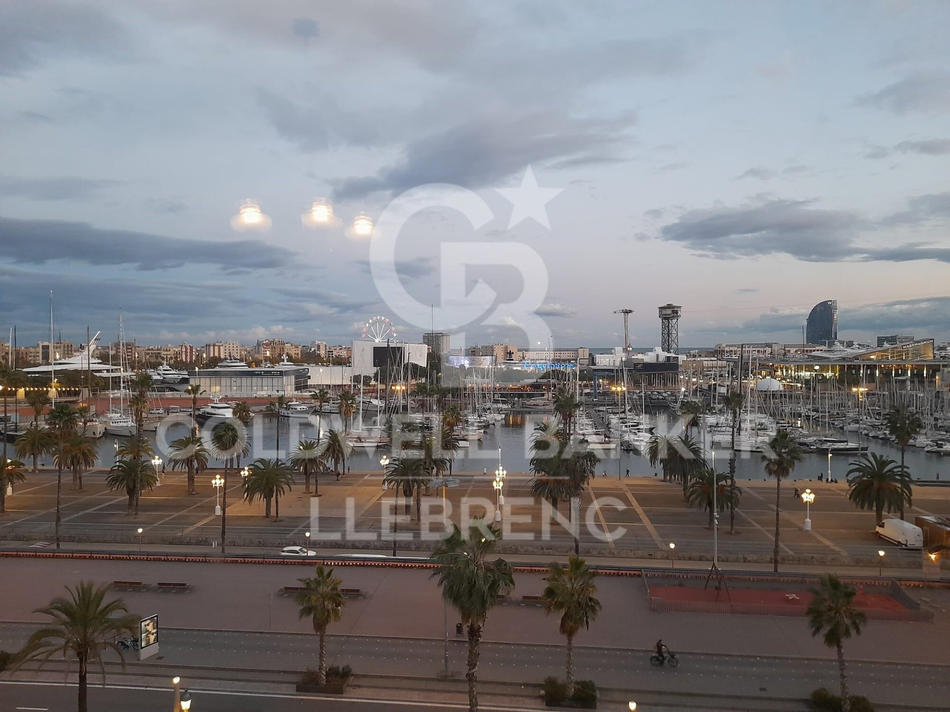 Penthäuser in Barcelona, Spanien 5 Schlafzimmer, 150 m2 Nr. 179044