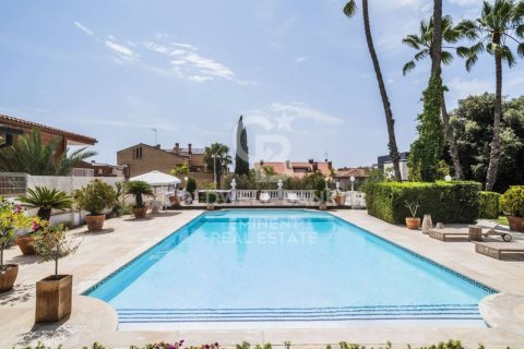 Villa à vendre à Esplugues de Llobregat, Barcelona, Espagne, 9 chambres, 734 m2 No. 179047 - photo 6