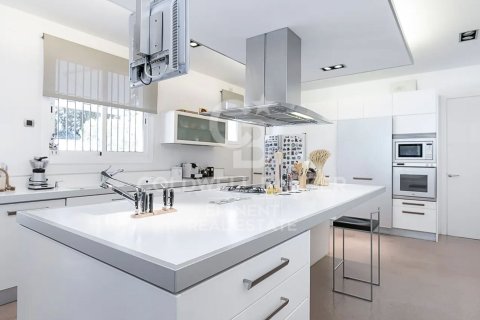 Villa à vendre à Esplugues de Llobregat, Barcelona, Espagne, 9 chambres, 734 m2 No. 179047 - photo 25