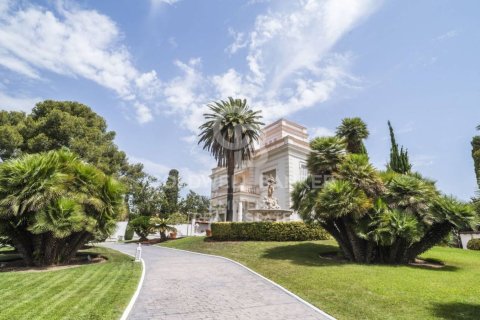 Villa à vendre à Esplugues de Llobregat, Barcelona, Espagne, 9 chambres, 734 m2 No. 179047 - photo 2