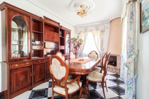 Villa en venta en Ciudad Quesada, Alicante, España 5 dormitorios,  No. 145529 - foto 10