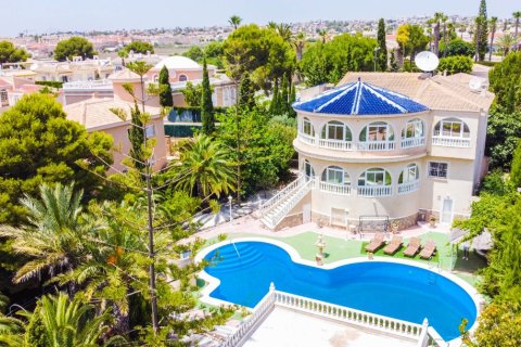 Villa en venta en Ciudad Quesada, Alicante, España 5 dormitorios,  No. 145529 - foto 1