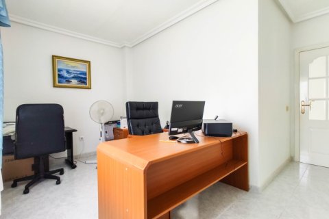 Villa en venta en Ciudad Quesada, Alicante, España 5 dormitorios,  No. 145529 - foto 22