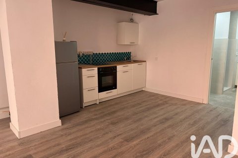 Commercial property for sale in Badalona, Barcelona, Spain 1 bedroom, 40 sq.m. No. 184865 - photo 6
