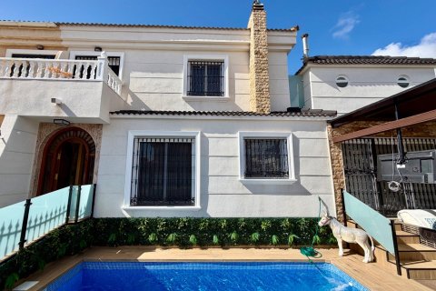 Villetta a schiera in vendita a La Zenia, Alicante, Spagna 4 camere da letto, 189 mq. N° 189232 - foto 1