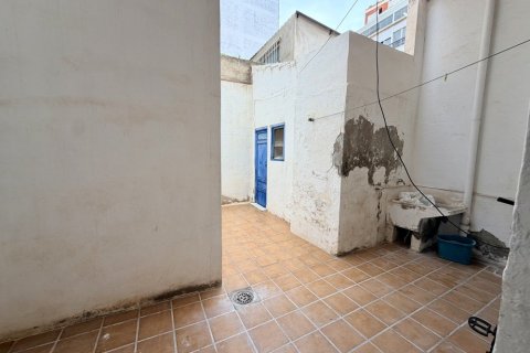 Apartment for sale in Torrevieja, Alicante, Spain 6 bedrooms, 195 sq.m. No. 189233 - photo 17