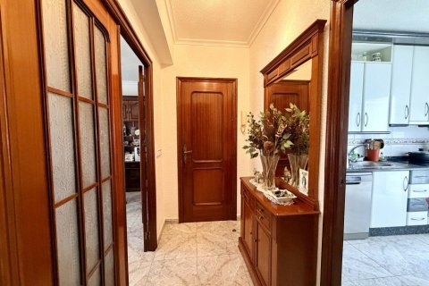 Apartment for sale in Torrevieja, Alicante, Spain 6 bedrooms, 195 sq.m. No. 189233 - photo 10