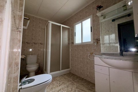 Apartment for sale in Torrevieja, Alicante, Spain 6 bedrooms, 195 sq.m. No. 189233 - photo 19