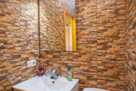 Villa pārdošanā Alicante, Spānijā 4 istabas, 79 m2 Nr. 165707 - attēls 13