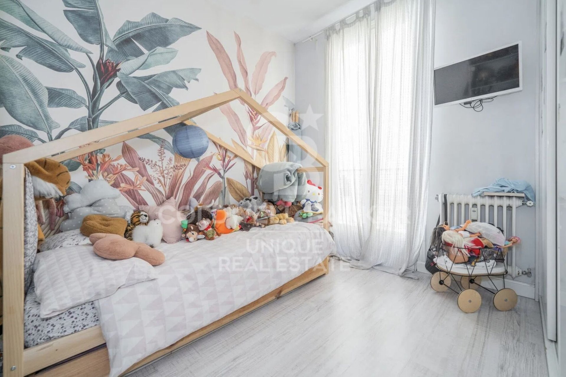 Appartamento a Madrid, Spagna 3 camere da letto, 96 mq. N° 179004