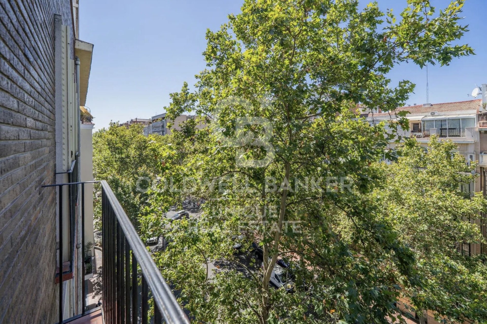 Appartamento a Madrid, Spagna 3 camere da letto, 96 mq. N° 179004
