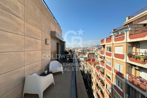 Penthouse à Barcelona, Espagne 3 chambres, 112 m2 No. 179005